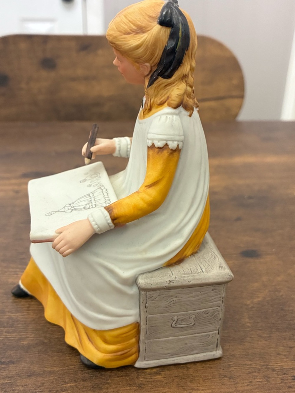 Vintage Amy from Little Women Figurine - Picture 5 of 12